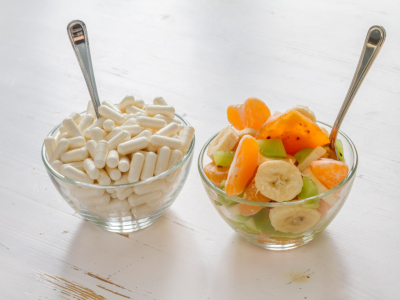 Pourquoi les vitamines naturelles sont-elles mieux assimilées par le corps ?